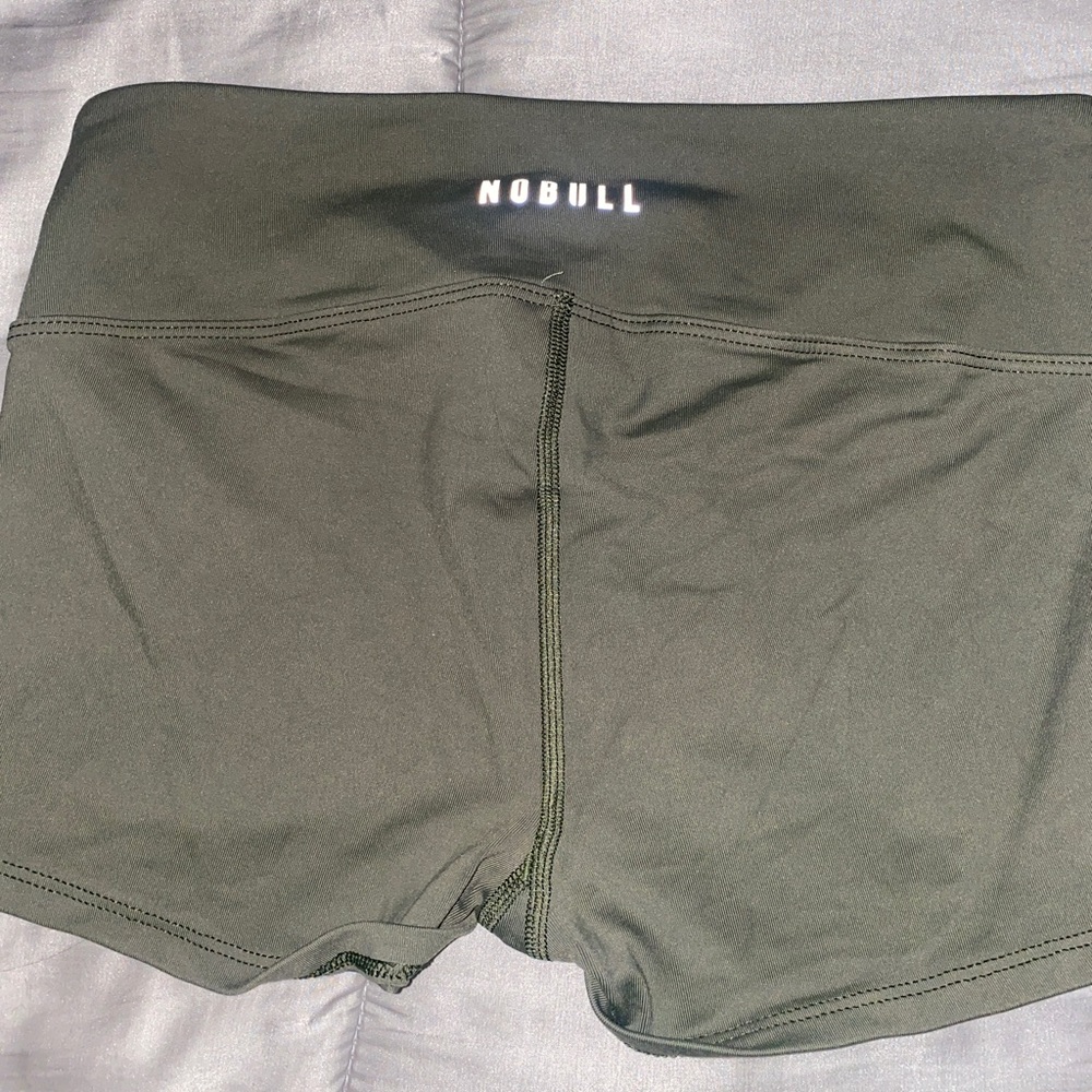 NoBull 2” shorts EUC Army Green Matte size Small *BUNDLES 30% discount